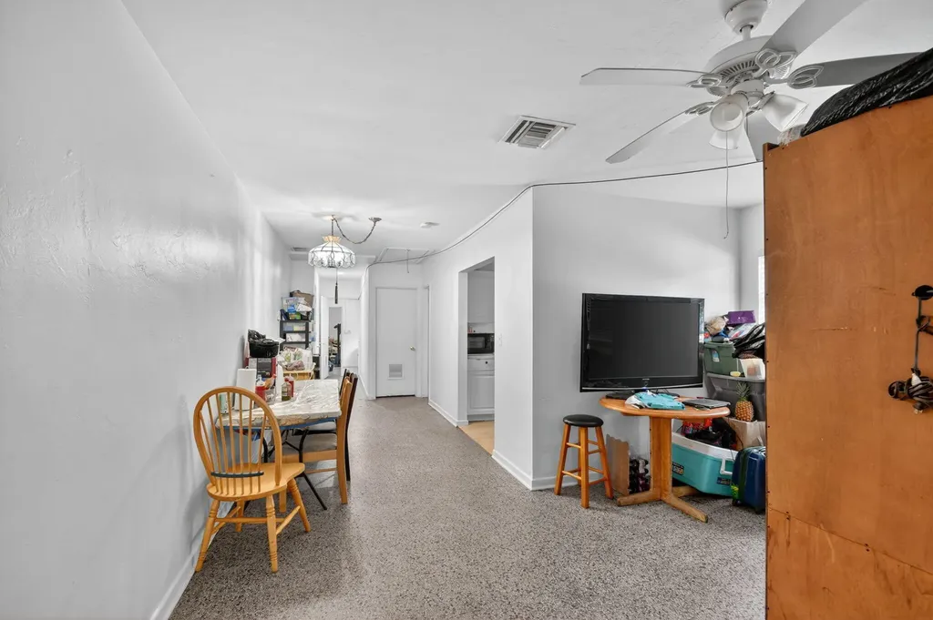 301 S L Street Lake Worth Beach FL 33460