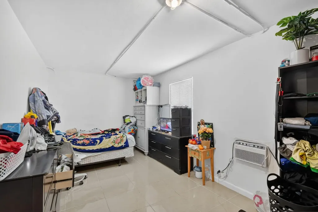 301 S L Street Lake Worth Beach FL 33460