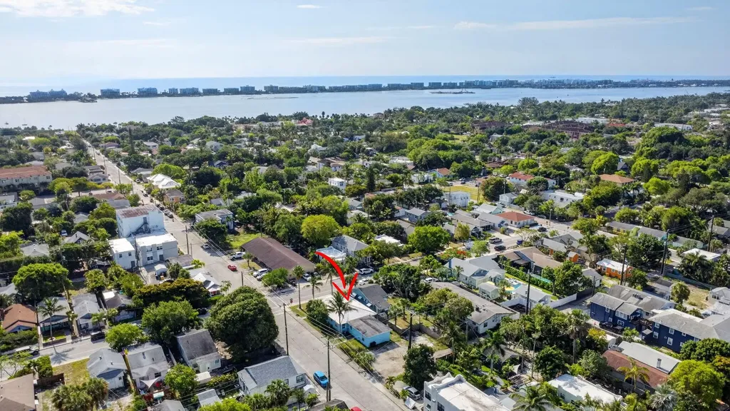 301 S L Street Lake Worth Beach FL 33460