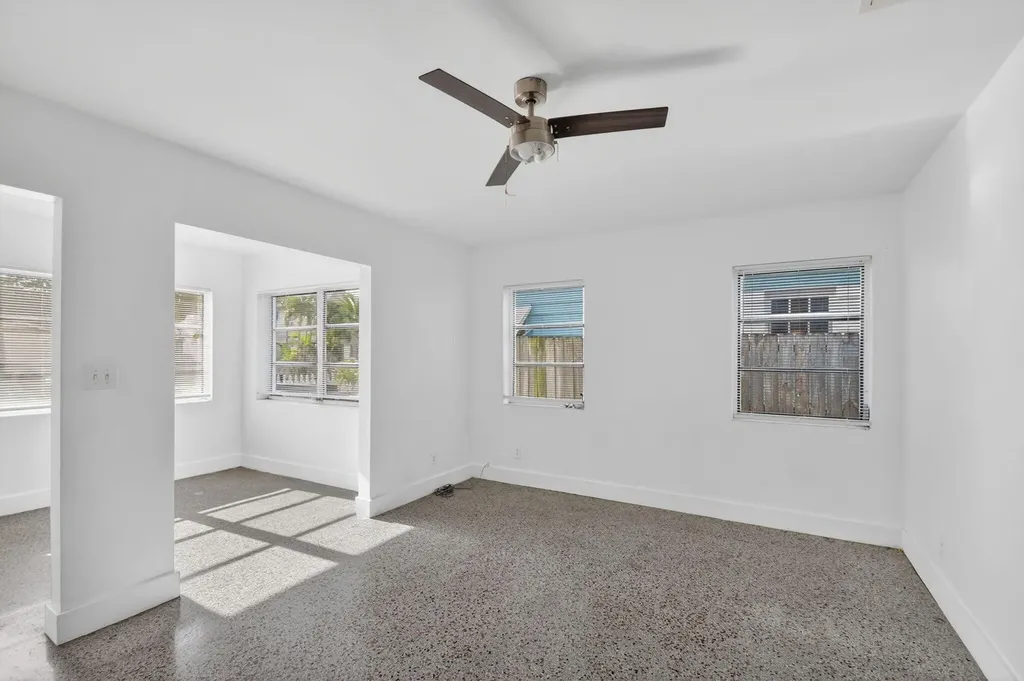301 S L Street Lake Worth Beach FL 33460