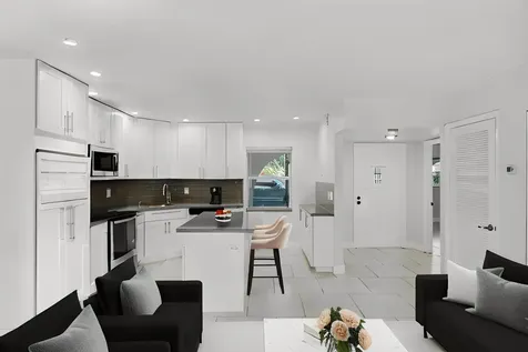 3851 NW 84th Avenue Sunrise FL 33351