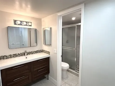 3851 NW 84th Avenue Sunrise FL 33351
