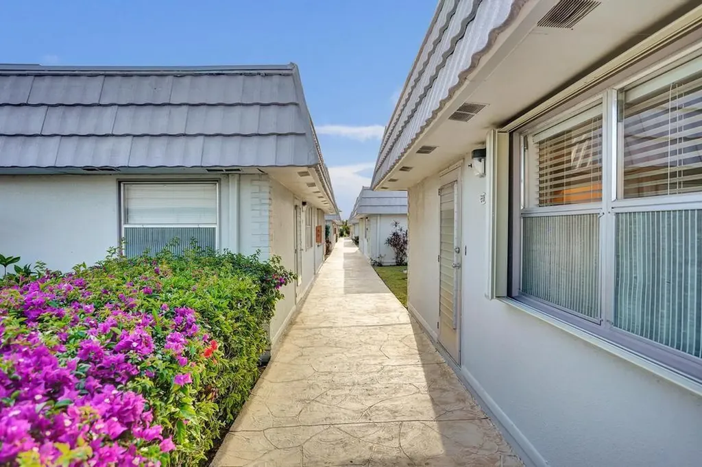 108 Valencia Boulevard Delray Beach FL 33446