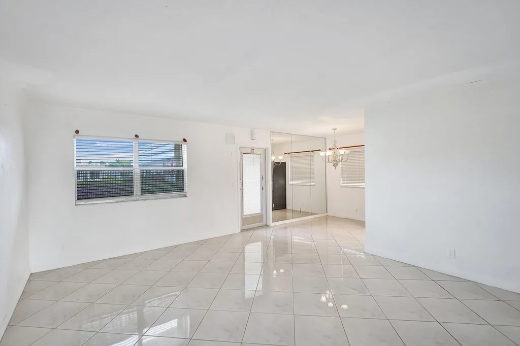 108 Valencia Boulevard Delray Beach FL 33446