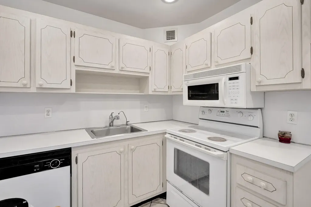 108 Valencia Boulevard Delray Beach FL 33446