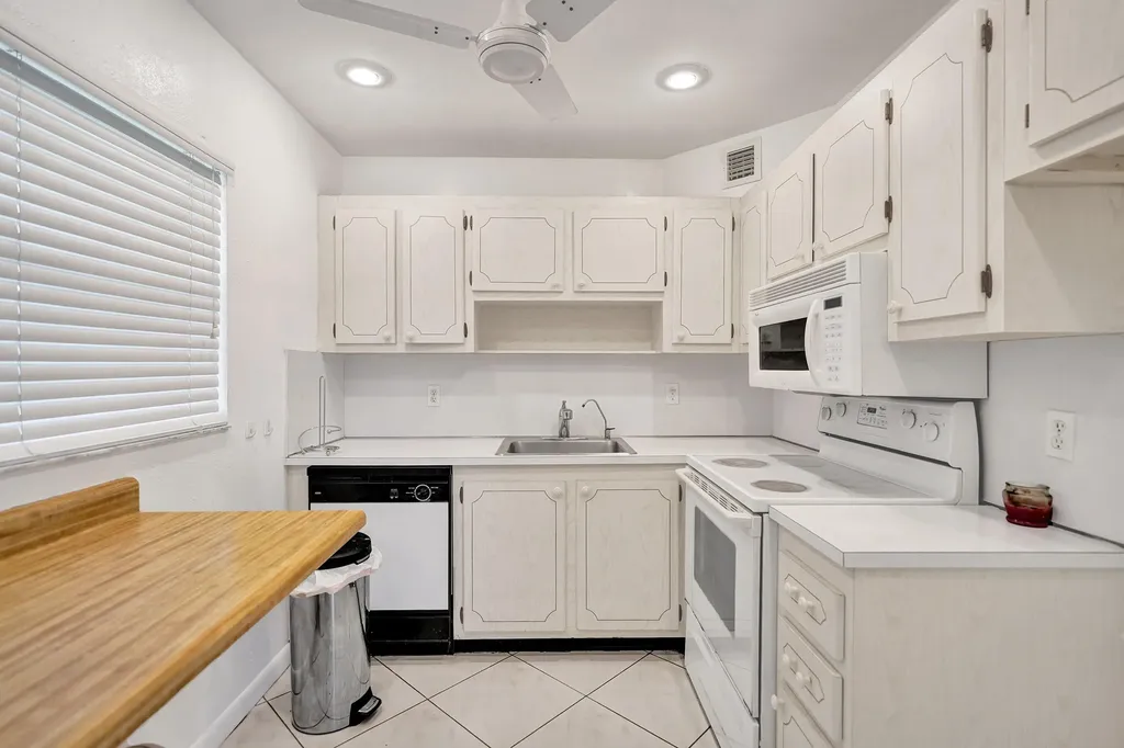 108 Valencia Boulevard Delray Beach FL 33446