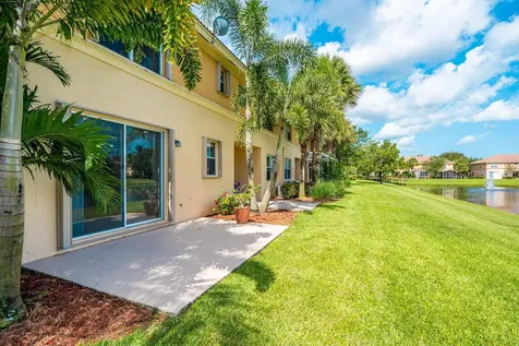 460 Rainbow Springs Terrace Royal Palm Beach FL 33411