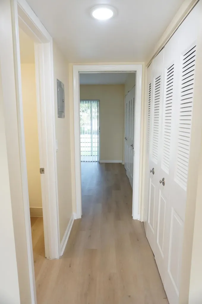 369 Sheffield O West Palm Beach FL 33417