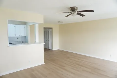 369 Sheffield O West Palm Beach FL 33417