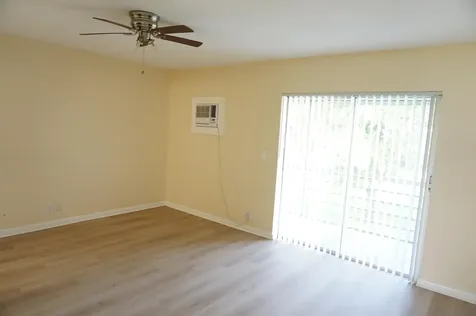 369 Sheffield O West Palm Beach FL 33417