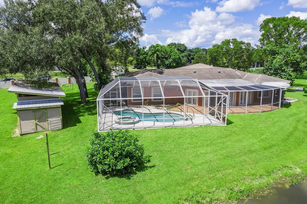 7600 NW 82nd Terrace Parkland FL 33067