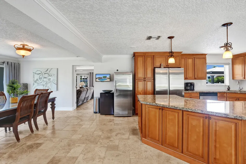 700 SE 5th Avenue Pompano Beach FL 33060