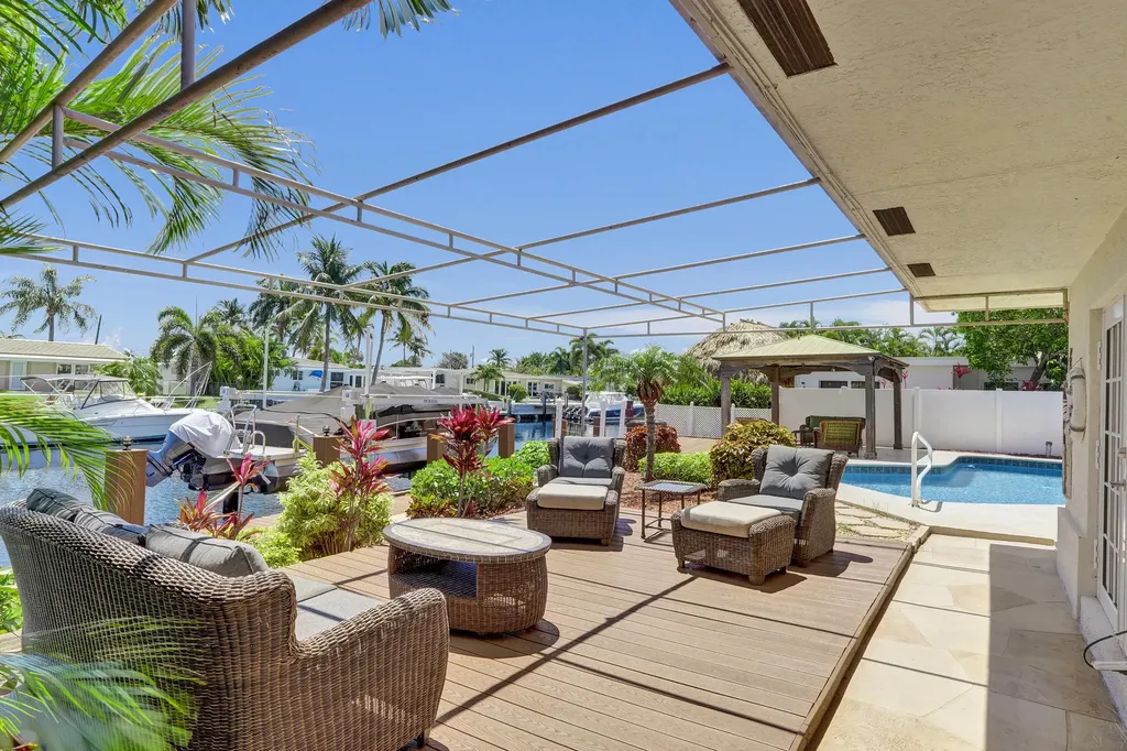 700 SE 5th Avenue Pompano Beach FL 33060