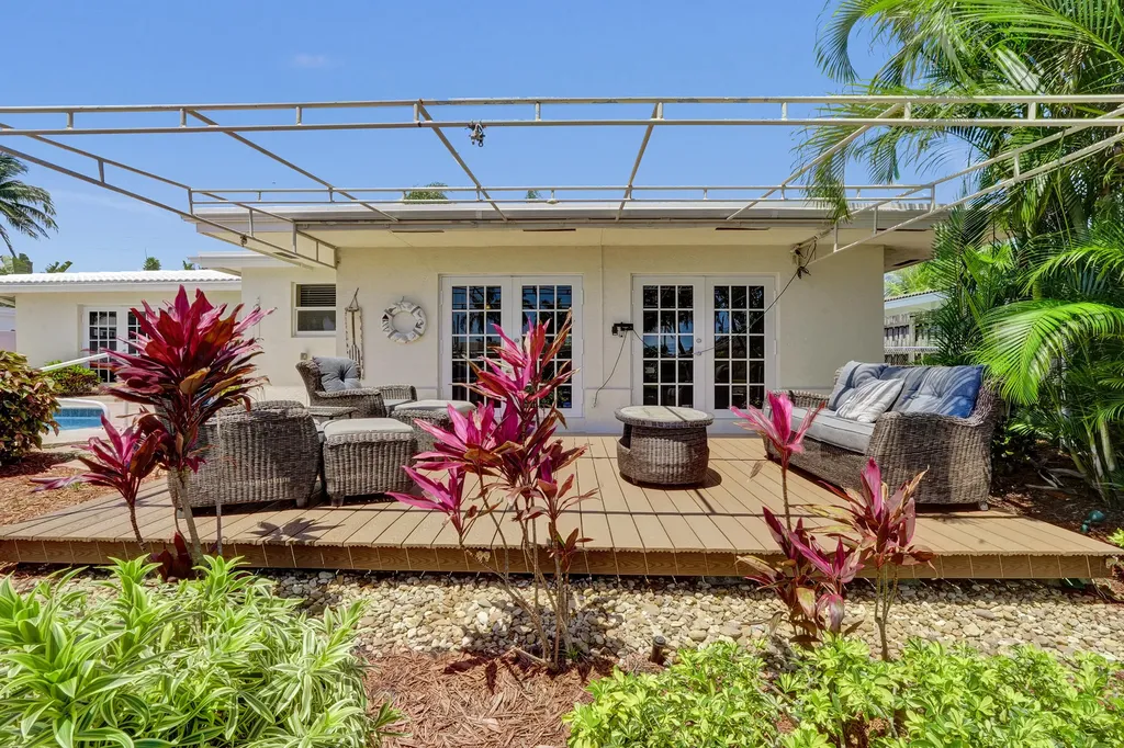 700 SE 5th Avenue Pompano Beach FL 33060