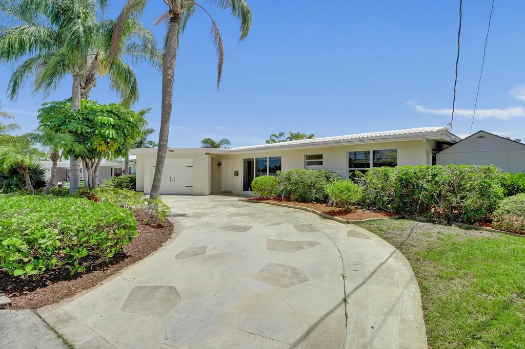 700 SE 5th Avenue Pompano Beach FL 33060