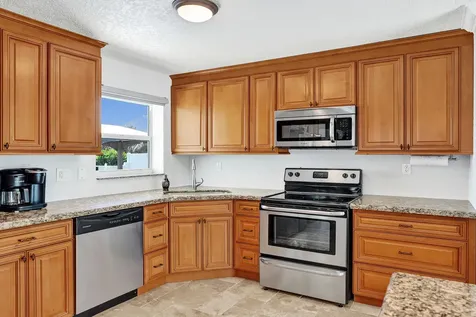 700 SE 5th Avenue Pompano Beach FL 33060