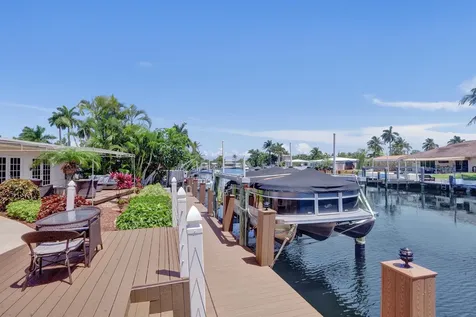 700 SE 5th Avenue Pompano Beach FL 33060