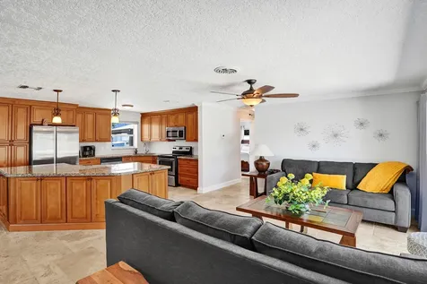 700 SE 5th Avenue Pompano Beach FL 33060