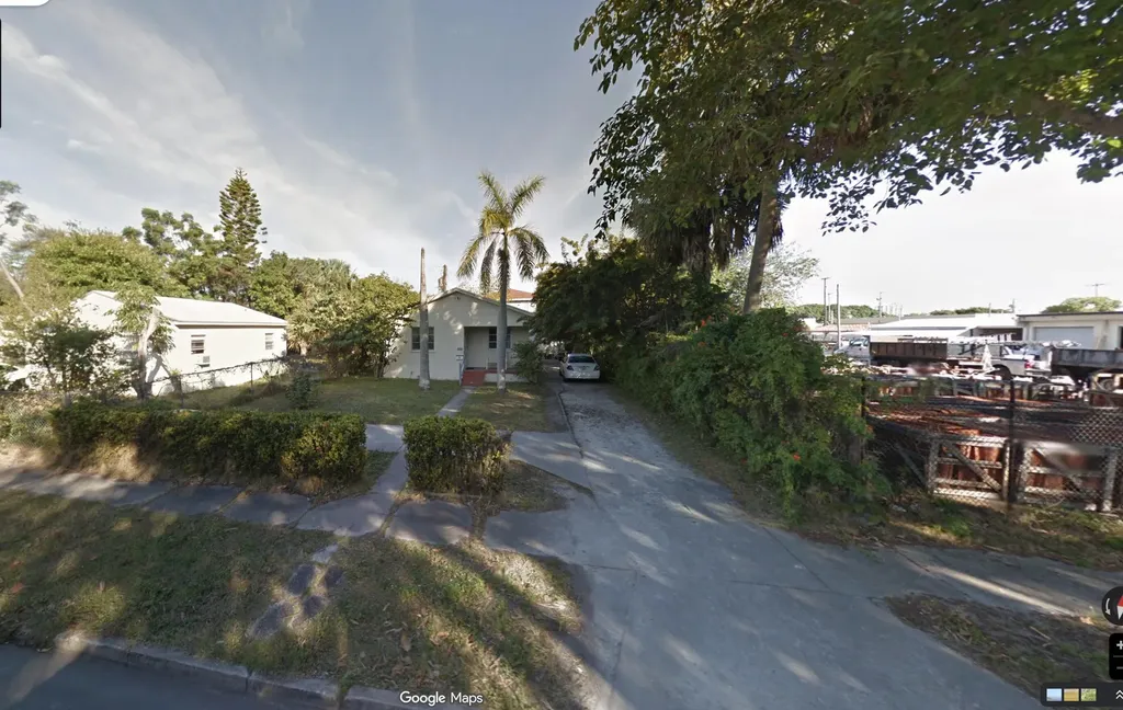 515 Biscayne Drive West Palm Beach FL 33401