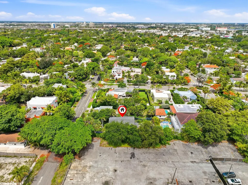515 Biscayne Drive West Palm Beach FL 33401