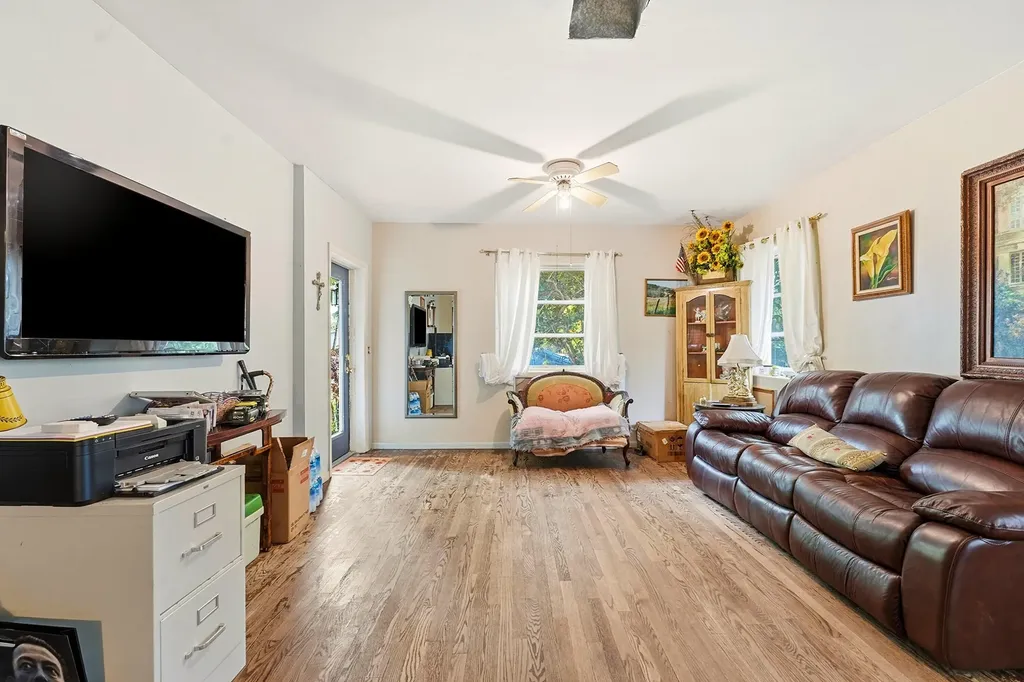 515 Biscayne Drive West Palm Beach FL 33401