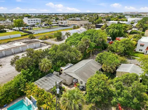 515 Biscayne Drive West Palm Beach FL 33401
