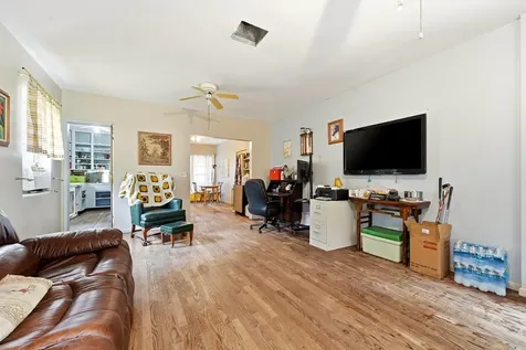 515 Biscayne Drive West Palm Beach FL 33401