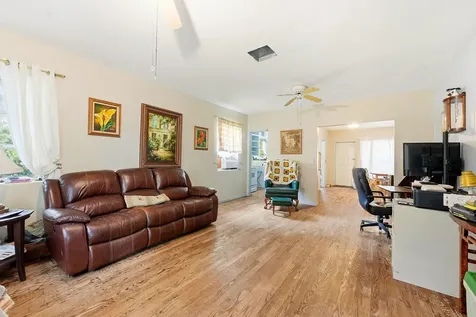 515 Biscayne Drive West Palm Beach FL 33401