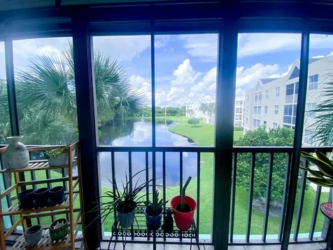 5884 Morningstar Circle Delray Beach FL 33484
