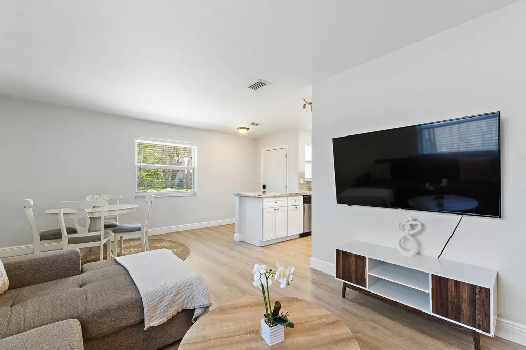 6029 Eberts Street Jupiter FL 33458