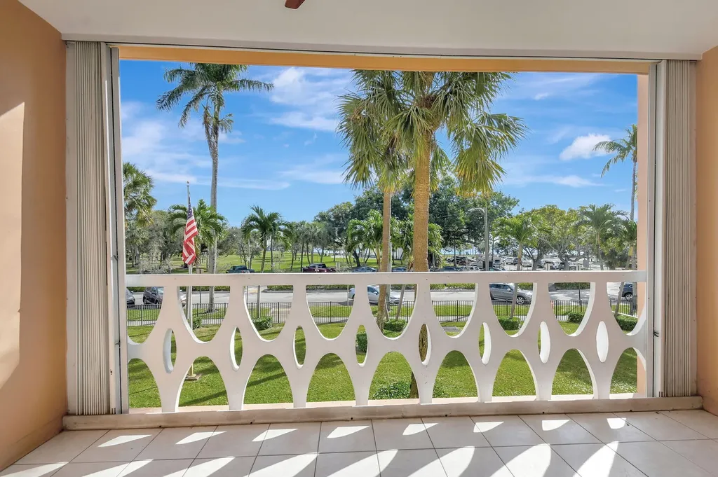 15 S Golfview Road Lake Worth Beach FL 33460