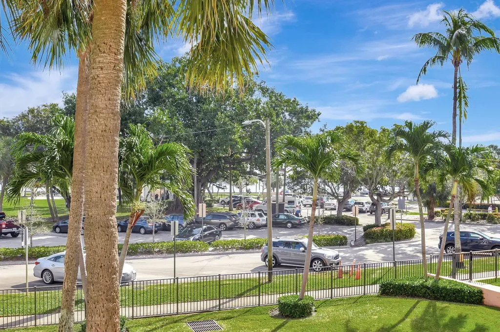 15 S Golfview Road Lake Worth Beach FL 33460