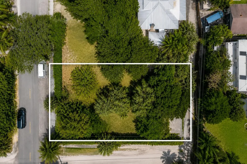 706 N Palmway B Lake Worth Beach FL 33460