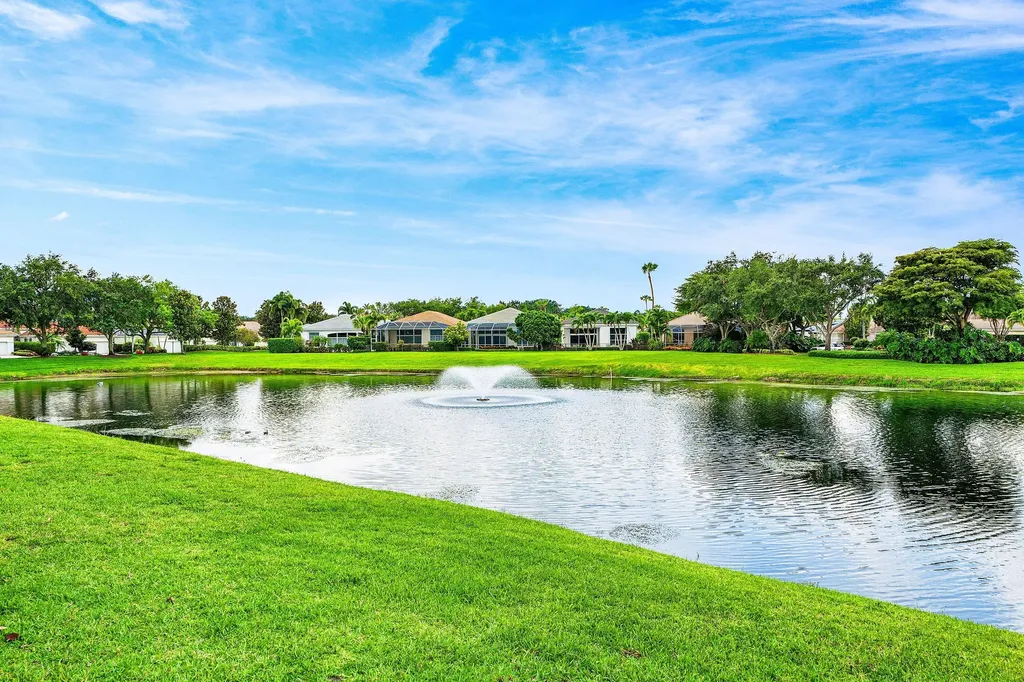 21 Somerset Drive Palm Beach Gardens FL 33418