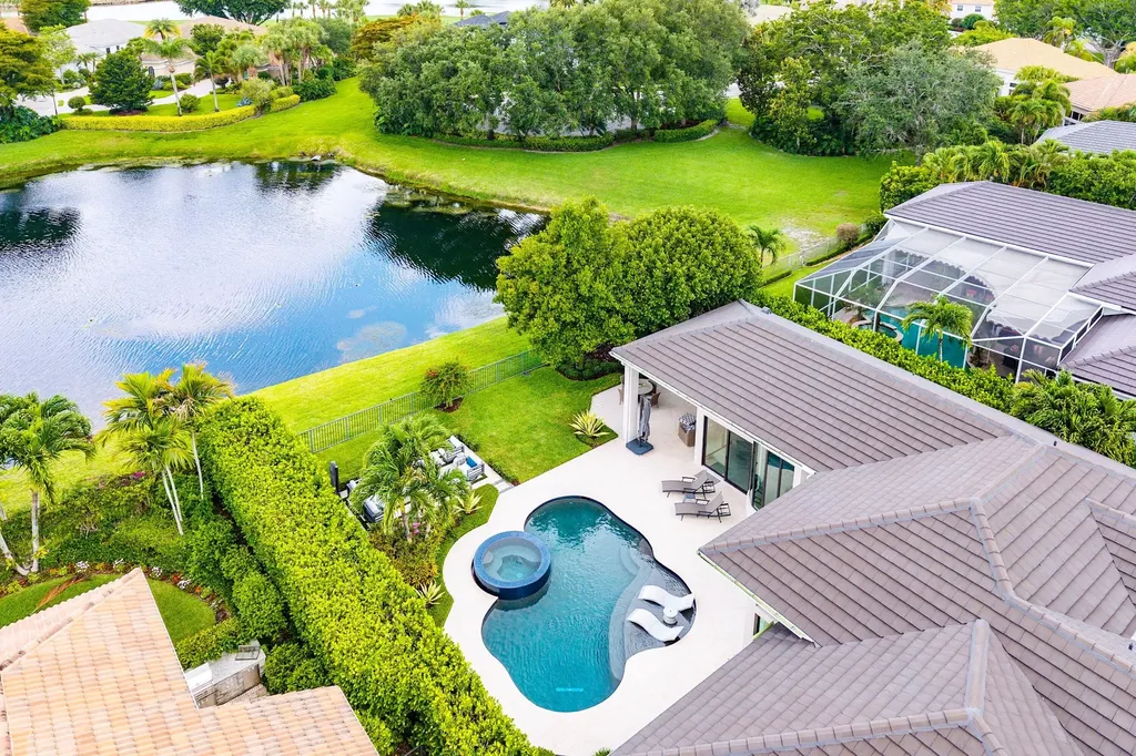 21 Somerset Drive Palm Beach Gardens FL 33418