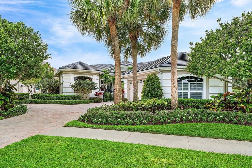21 Somerset Drive Palm Beach Gardens FL 33418