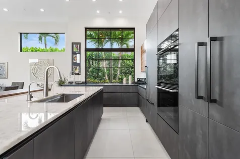 21 Somerset Drive Palm Beach Gardens FL 33418