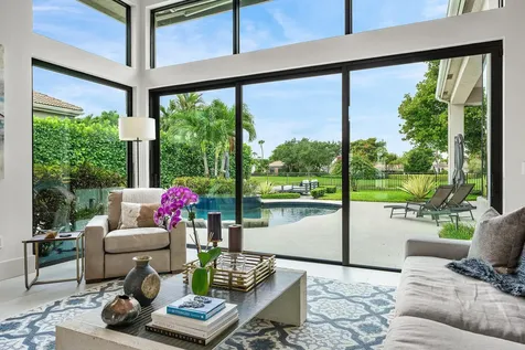 21 Somerset Drive Palm Beach Gardens FL 33418