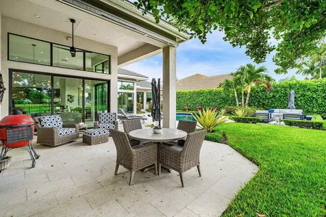 21 Somerset Drive Palm Beach Gardens FL 33418