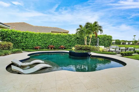 21 Somerset Drive Palm Beach Gardens FL 33418