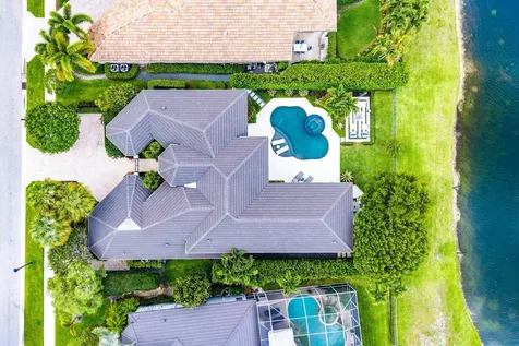 21 Somerset Drive Palm Beach Gardens FL 33418