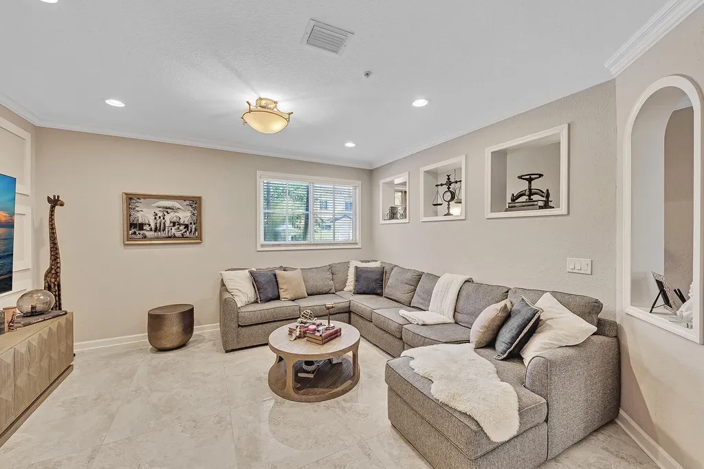 323 Bayfront Drive Boynton Beach FL 33435