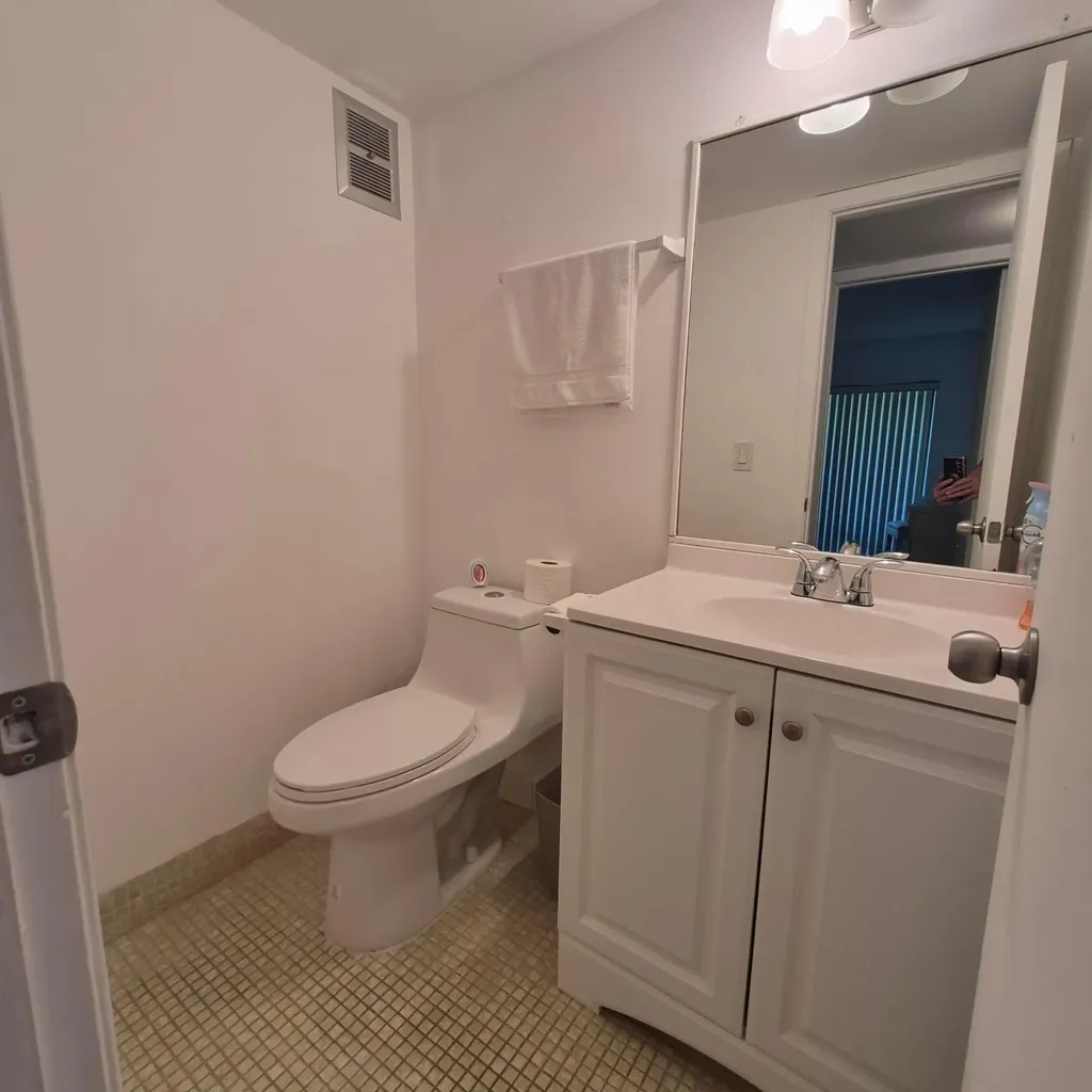 101 Northampton F West Palm Beach FL 33417