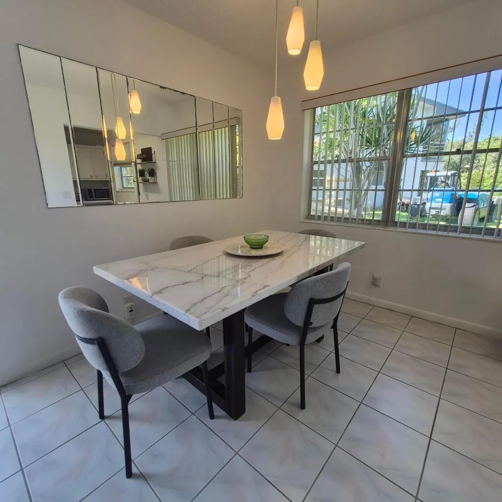 101 Northampton F West Palm Beach FL 33417