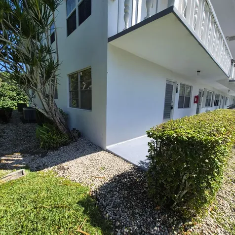 101 Northampton F West Palm Beach FL 33417