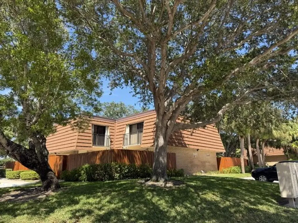 3013 30th Court Jupiter FL 33477