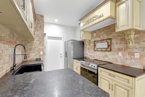 6306 Crescent Lake Way Greenacres FL 33463