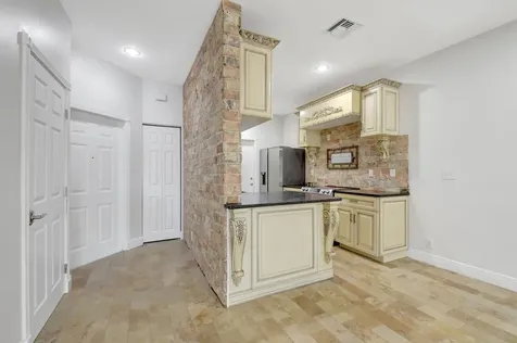6306 Crescent Lake Way Greenacres FL 33463