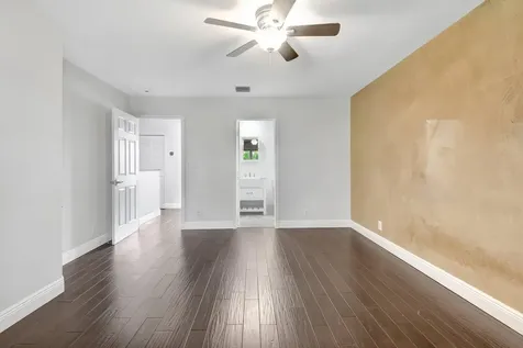 6306 Crescent Lake Way Greenacres FL 33463