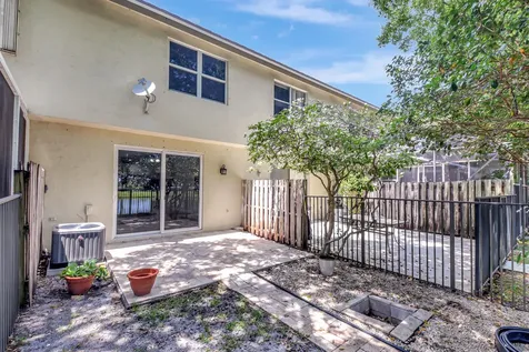 6306 Crescent Lake Way Greenacres FL 33463